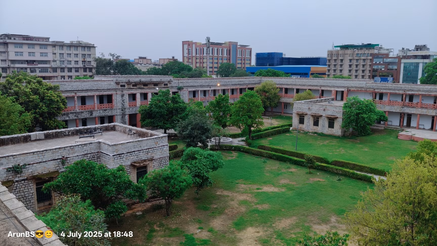 Gokhale Hostel, Maharaja College
